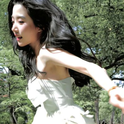 河对岸是山